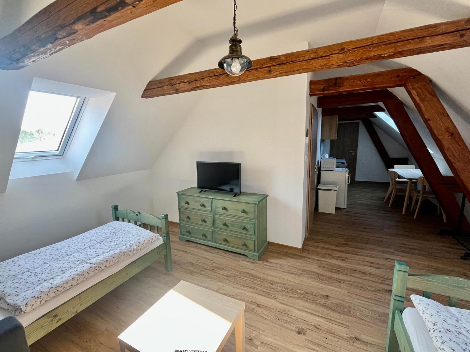 Apartmany Statek Bezdedice Hostomice Dış mekan fotoğraf